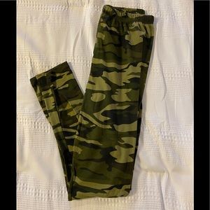 Lularoe camo leggings